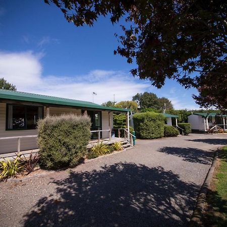 The Clive Hideaway Motel Exterior photo