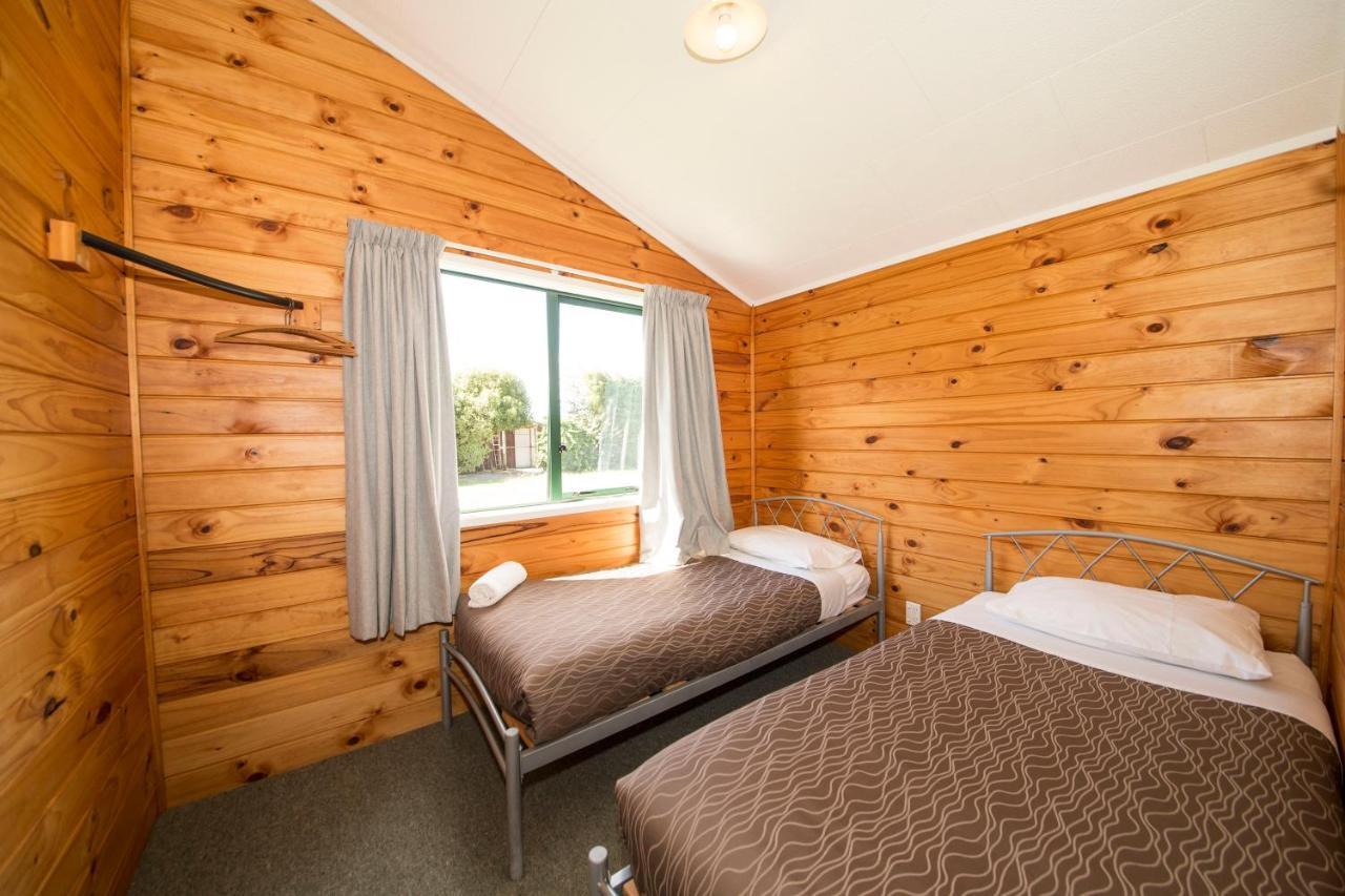The Clive Hideaway Motel Exterior photo